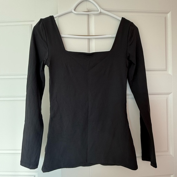 Aritzia Contour Squareneck Long Sleeve Top - Picture 2 of 6